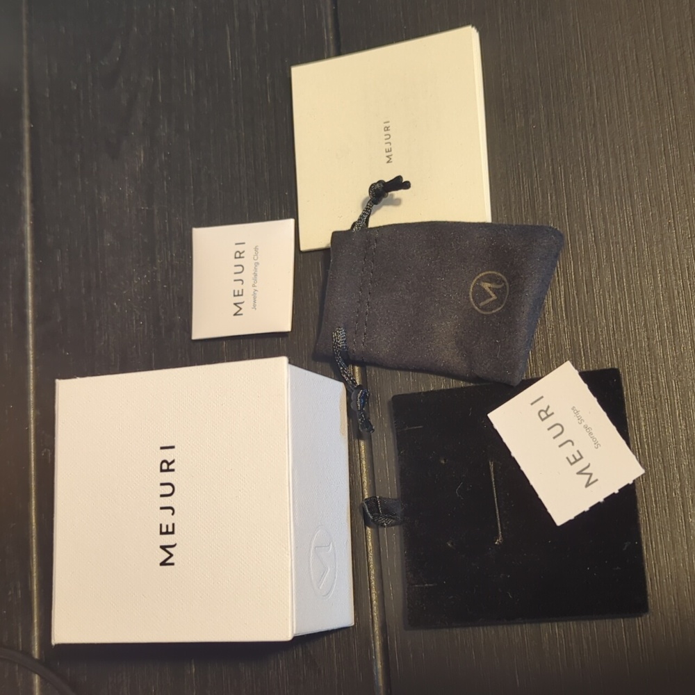 Mejuri box, Travel Pouch, Polishing Cloth
